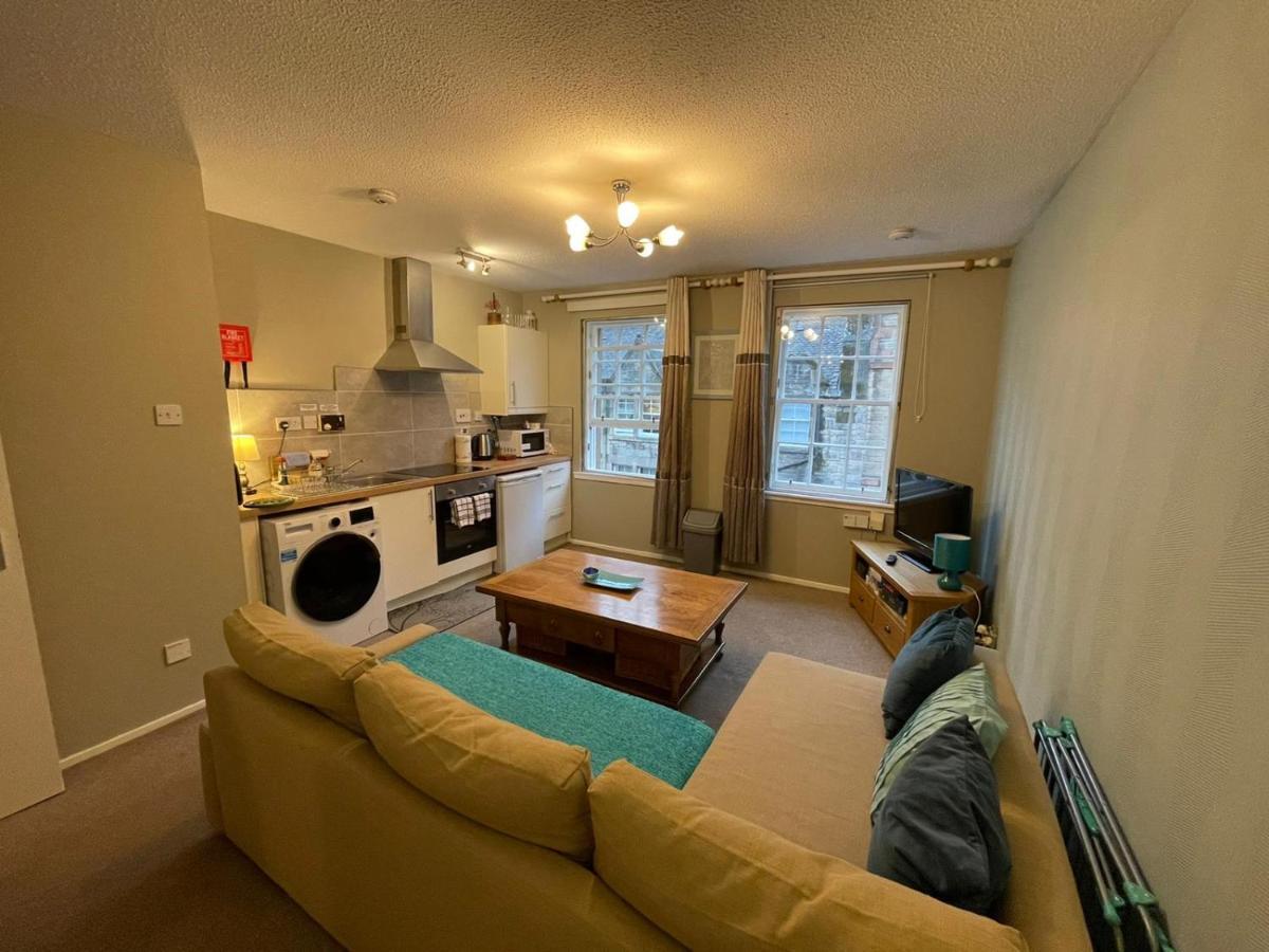 One Bedroom Websters Land Flat - Grassmarket เอดินบะระ ภายนอก รูปภาพ